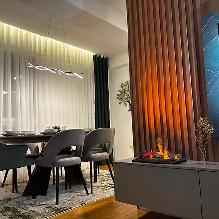 Luxury And Coziness At The Center Of The Apartmán