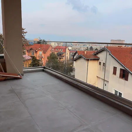 Luxury Furnished At The Center Of The Apartment *